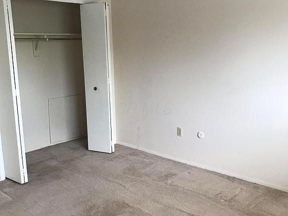 5th image of 51 King Arthur Blvd