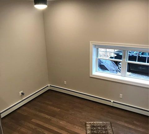 4th image of 251 Main St