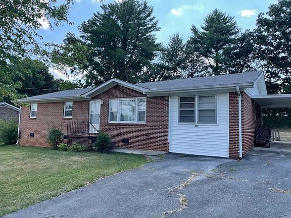 4th image of 307 Moss Dr