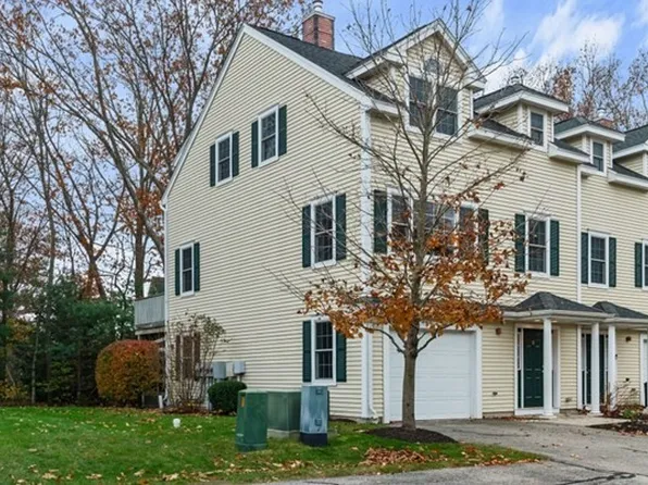 19 Morphew Ln Unit 5, Rowley, MA 01969