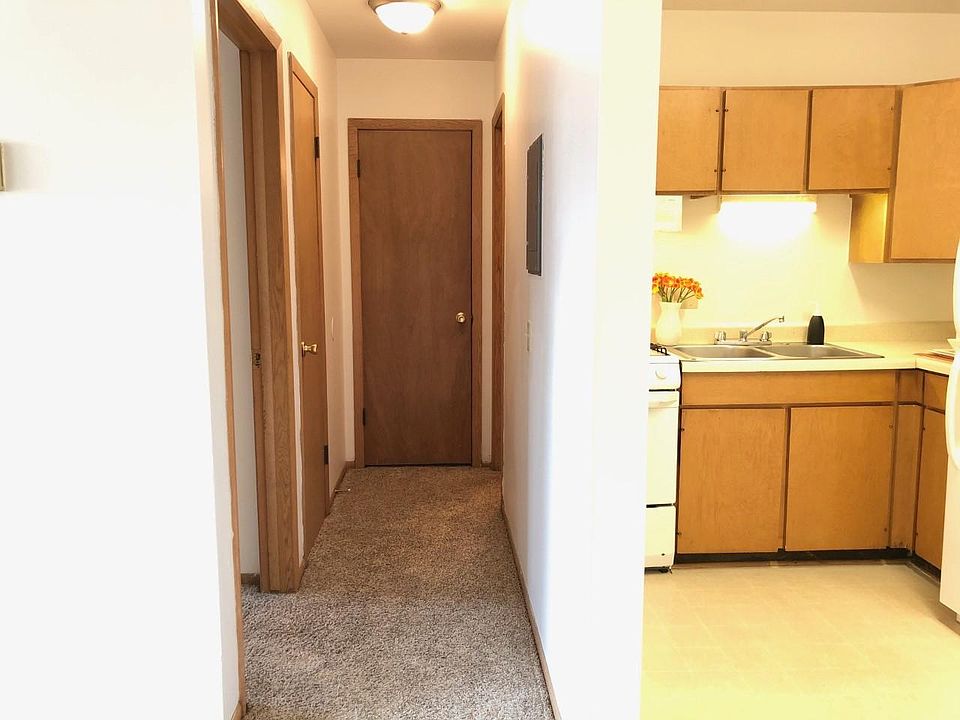 2311 Badger Pkwy Madison, WI, 53713 Apartments for Rent Zillow