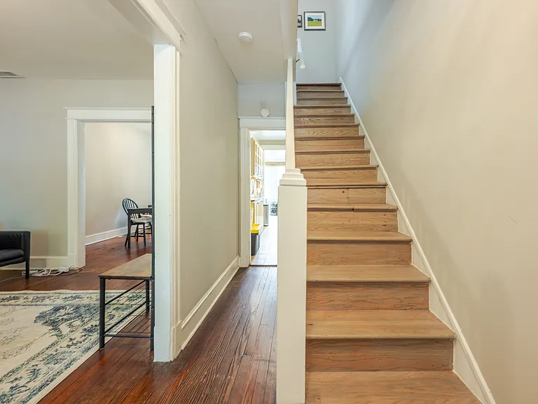 505 Kentucky Ave SE — Photo 38