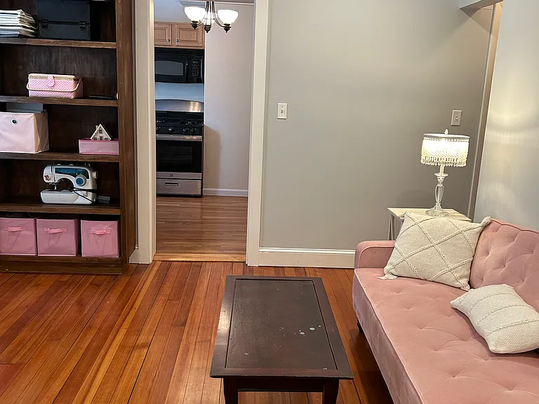 74 Russell St #1 — Photo 1