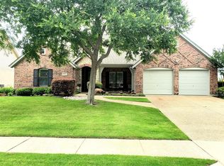 212 Country Lakes Dr, Argyle, TX 76226