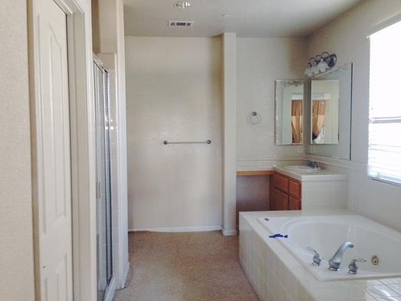 5th image of 3 Carrara Ct