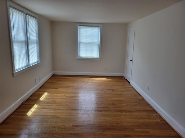 219 Delaware Ave APT B