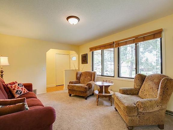 3rd image of 1670 132nd Ln NE