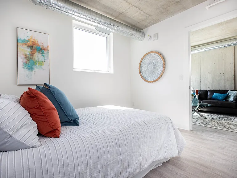 290 Colony St — Photo 12