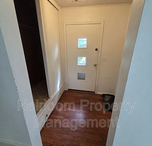 104 Morley Pkwy — Photo 2