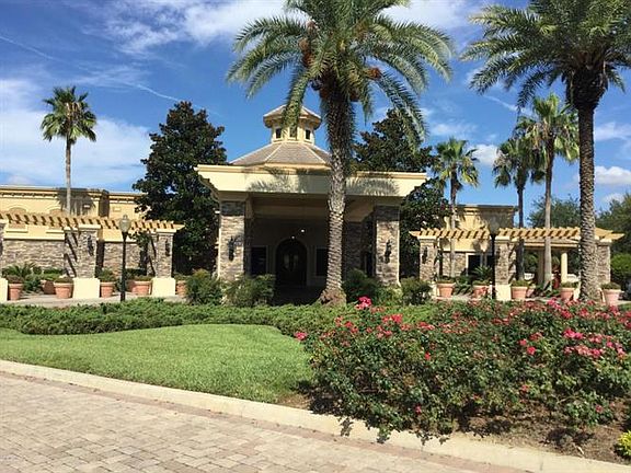 4th image of 640 W Fenway Dr