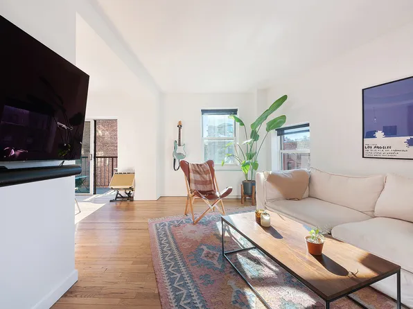 350 West 14th Street image 2 of 10