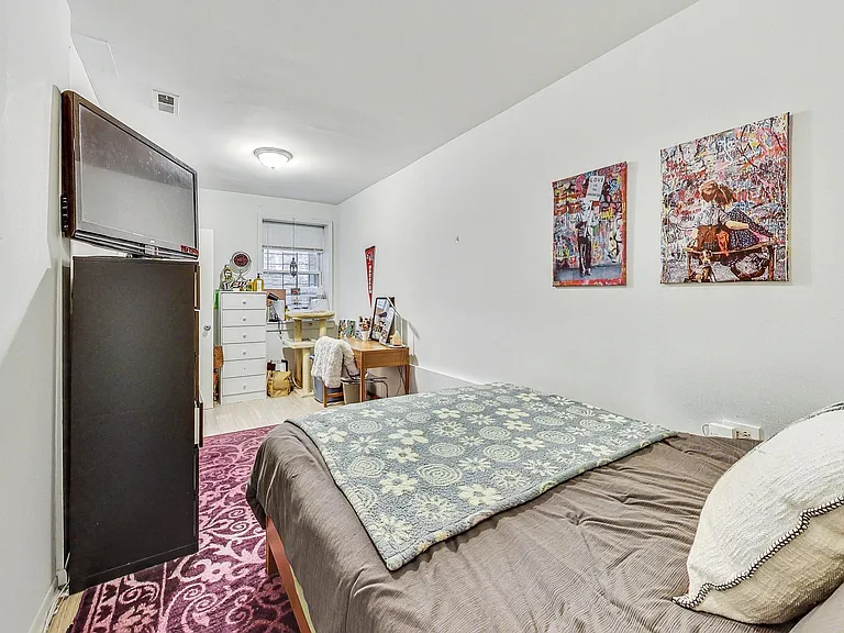 1332 W Nelson St #GDN — Photo 13
