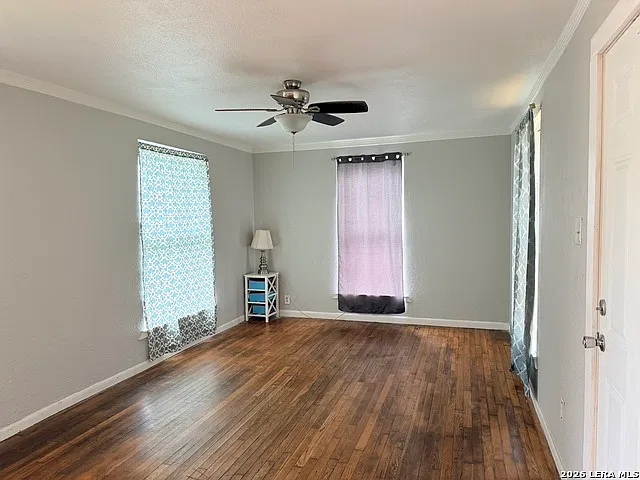 3 bed, 1.0 bath, 1262 sqft, $1,500 — Photo 3