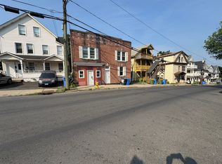 86 Wolcott St #1R, Waterbury, CT 06705