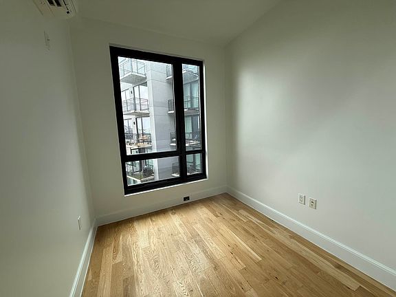 5th image of 1134 Fulton St APT 8N
