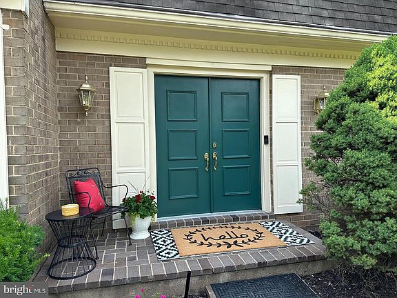 3rd image of 2526 Heath Pl