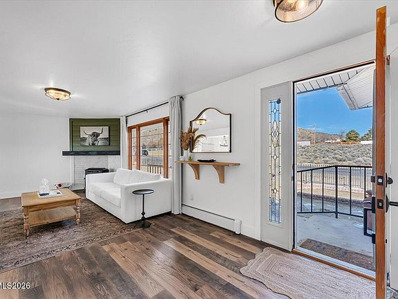 4th image of 11890 Heartpine St