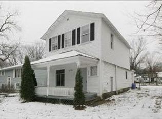 628 E Saint Joseph St, Paw Paw, MI 49079