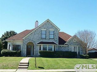2221 Orchard Trl, Garland, TX 75040