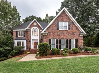 5617 Silchester Ln, Charlotte, NC 28215