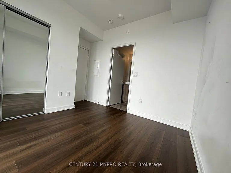 11 Wellesley St W #4502 — Photo 4