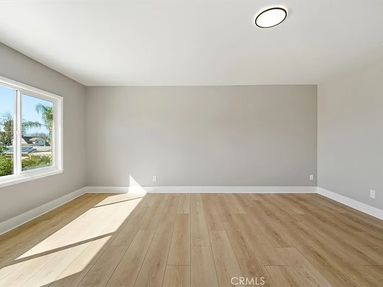 1613 Darcy Ave — Photo 36