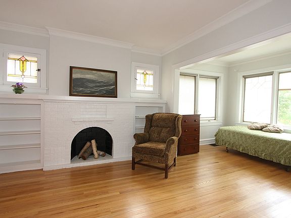 4th image of 1022 S Scoville Ave