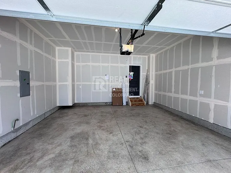 6997 Knapp Dr — Photo 20