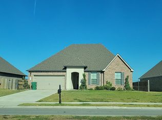 579 Lakeshore Vlg E, Slidell, LA 70461