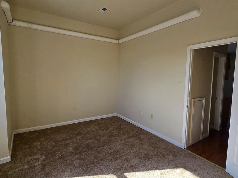4625 N Broad St #3 — Photo 14