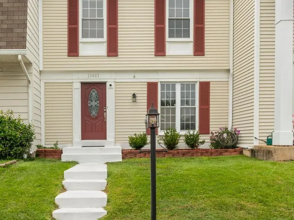 13483 Old Dairy Ct, Herndon, VA 20171