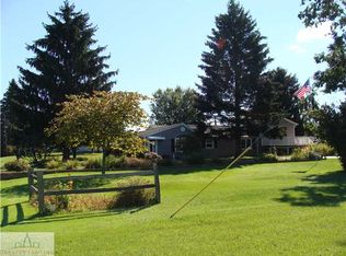 63 W Broadway Hwy, Charlotte, MI 48813