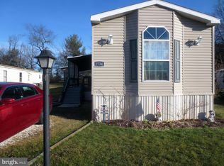 2734 Genna Cir, Dover, PA 17315