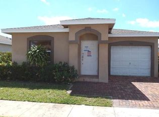 556 E Ridge Cir, Boynton Beach, FL 33435