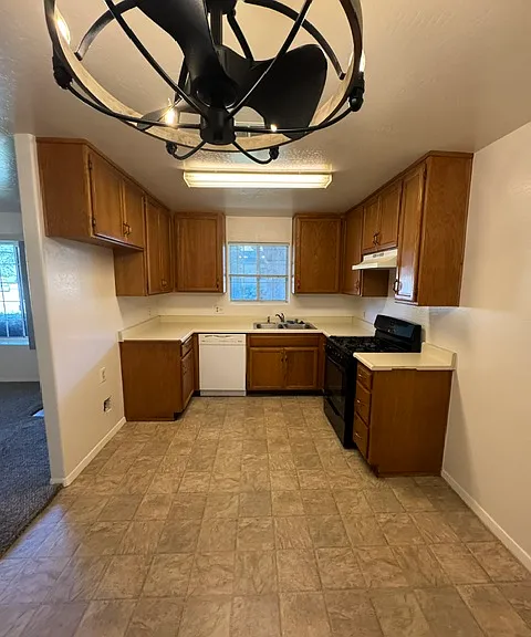 21421 Golden Hills Blvd #1 — Photo 4