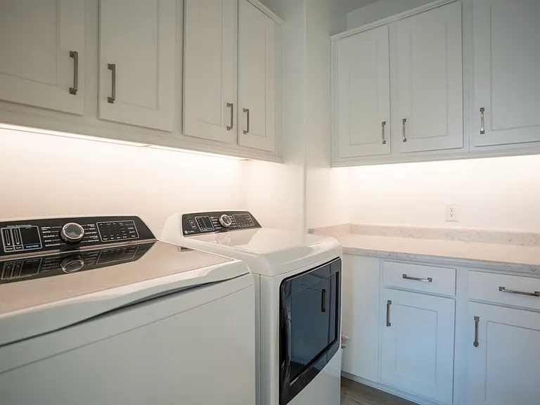 3529 E Rollins St — Photo 8