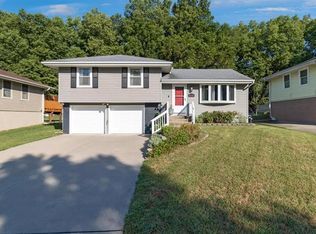 5106 NW Woody Creek Ln, Kansas City, MO 64151