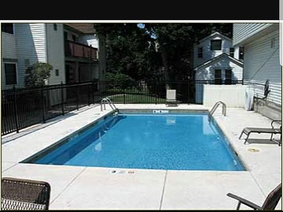 4th image of 770 W Ferry St APT 25A