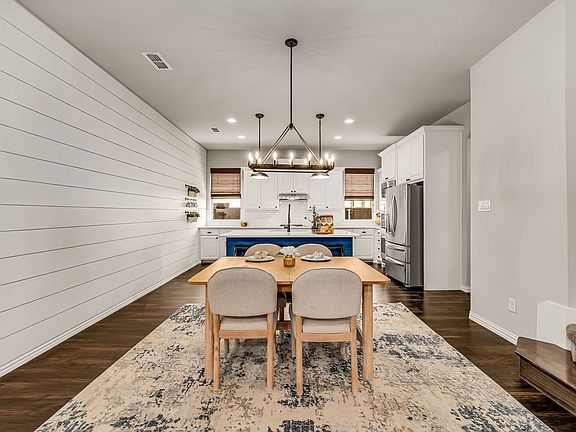 5th image of 3341 Man O War Rd