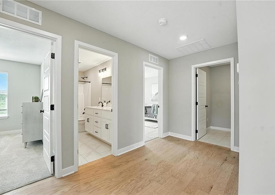 2nd image of 9010 SW 4th St