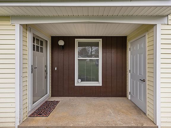 5th image of 28 Blue Ridge Rd