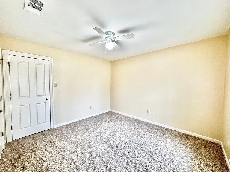 1323 Tamari Dr — Photo 15