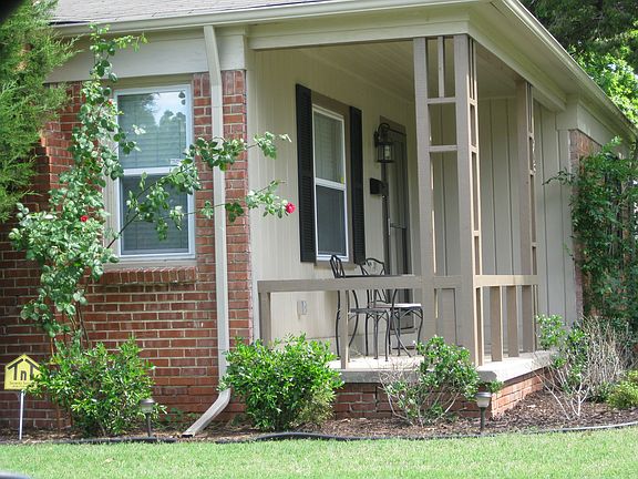 Pretty landscaping
