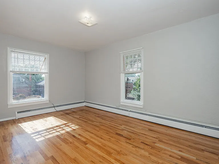 Cross Park Apartments — Photo 32