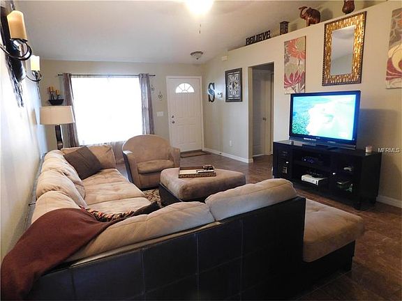 4th image of 9317 Sonoma Dr