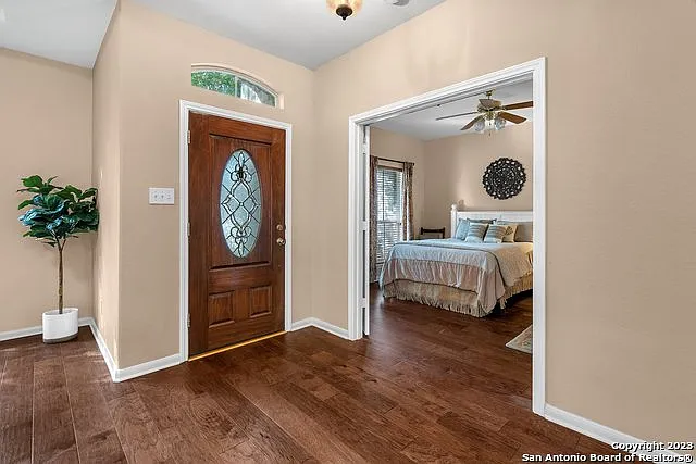3 bed, 2.0 bath, 3191 sqft, $2,500 — Photo 4
