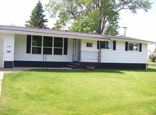 26483 E Pine St, Calumet, MI 49913
