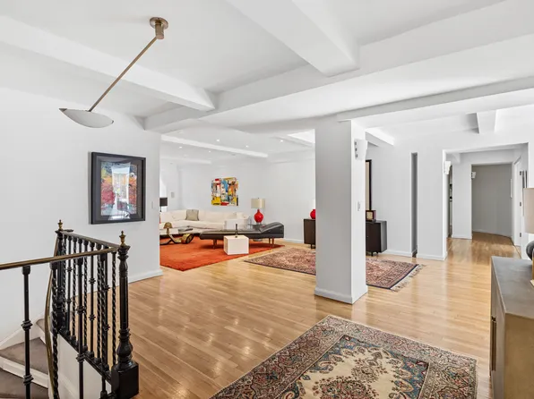 320 Central Park West 2I image 1 of 18