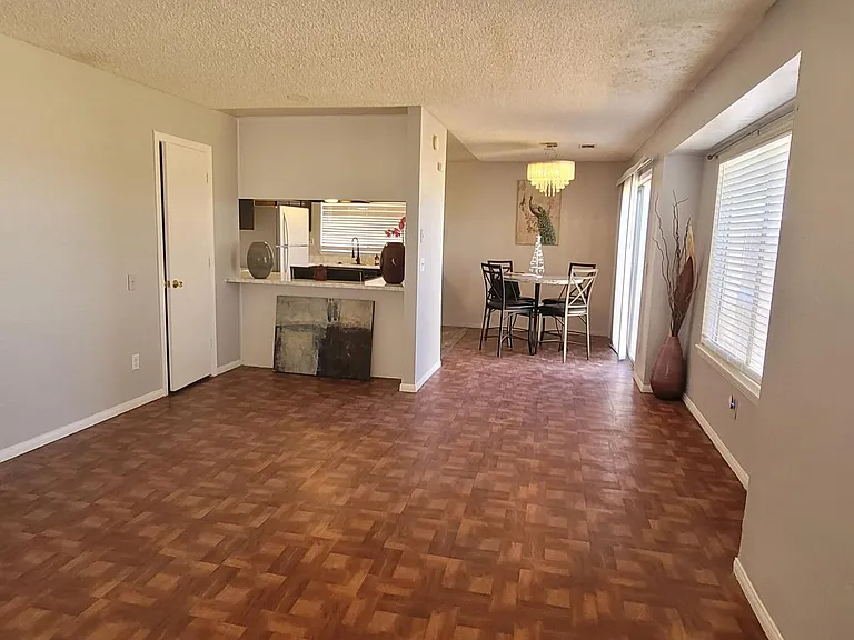 21250 Laguna Rd #5 — Photo 5