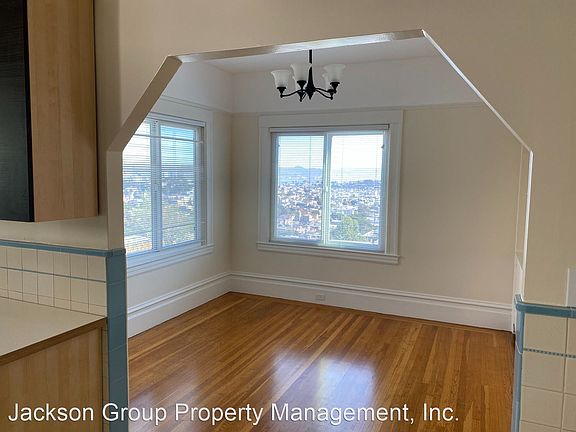 2nd image of 4736 25th St #4736